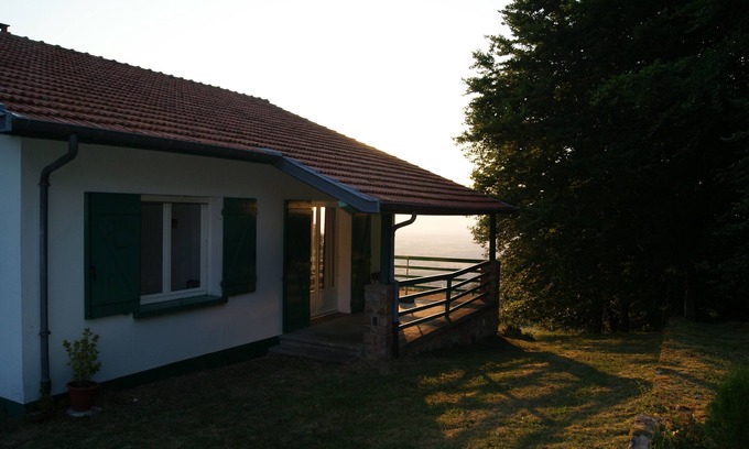 Arcon House | Squirrel cottage, independent, not overlooked, on 7000m2 of wood property
