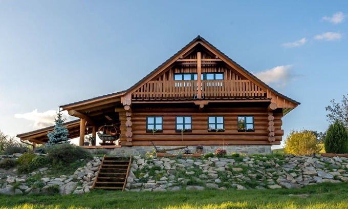 Benesov nad Cernou House | Srub Pohodář by Interhome