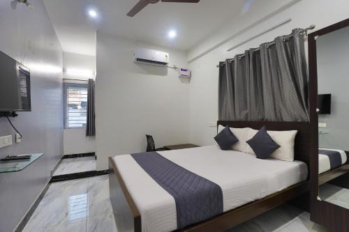 Nanganallur Hotel | SS Guest House
