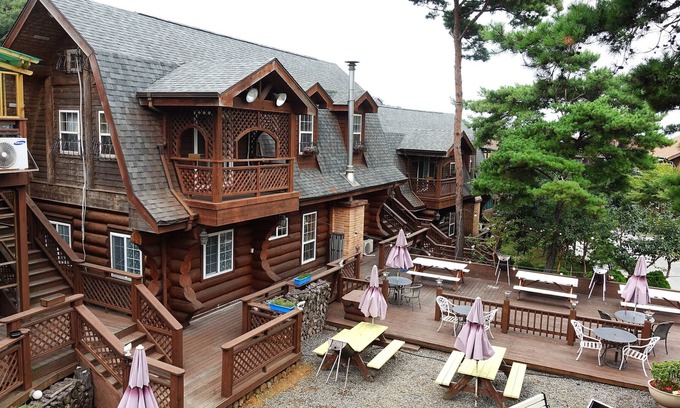 Boryeong Condo | SSE Log Town