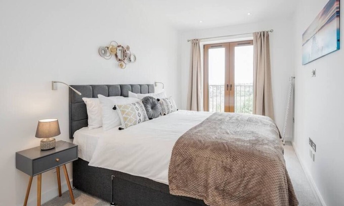 St Albans Apartment | *St Albans*Great Views*, WiFi, Movies*