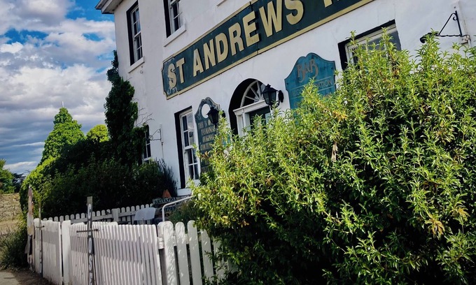 Cleveland Bed & Breakfast | St Andrews Inn