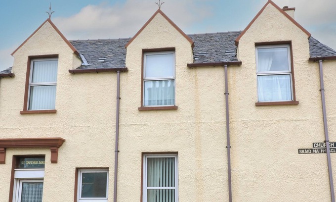 Stornoway Cottage | ST. DUTHUS HOUSE, family friendly in Stornoway