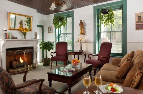 Downtown Historic District Bed & Breakfast | St. Francis Inn - Saint Augustine