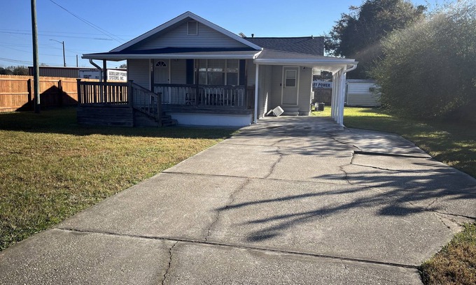 Ensley House | ST-Gardenia Circle Cottage