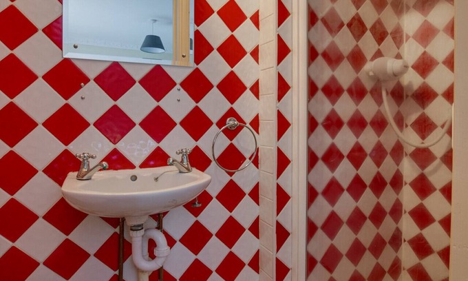 Harpley House | St Lawrence House - Four Bedroom House, Sleeps 9