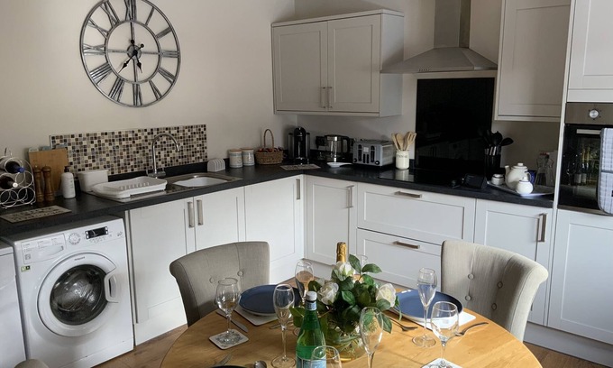 Marske-by-the-Sea Apartment | St. Mark's Court Holiday Homes - No1