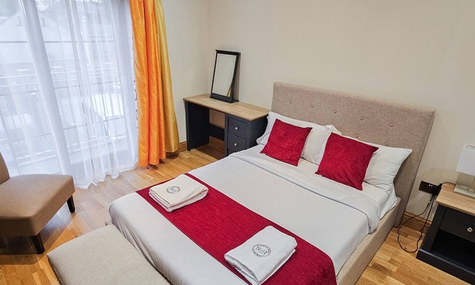 MacMerry Bed & Breakfast | St Martins Guest House - Room 4
