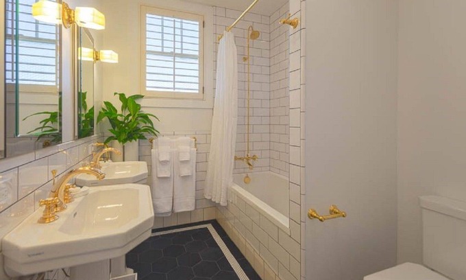 St. Mary's House | St. Mary's Park, Bernal Heights spacious two bedroom house