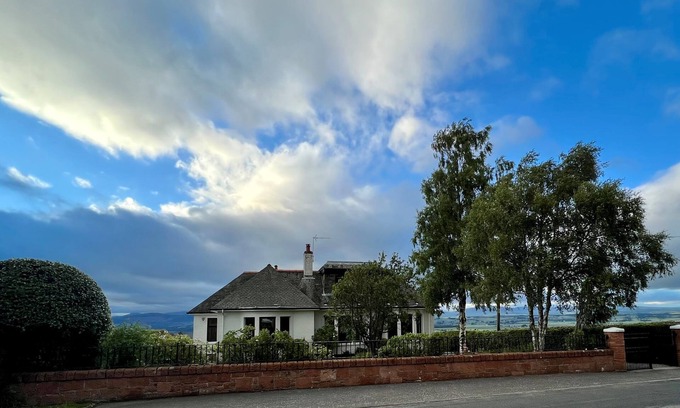 Kippen Cottage | St Michael's : 5 bedroom house with views to the mountains