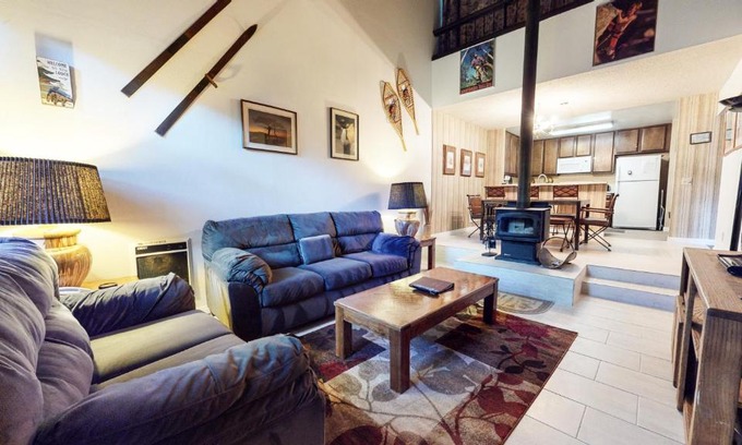 Mammoth Lakes Apartment | St, Moritz #12 Condo