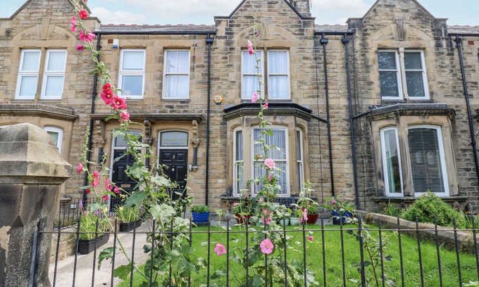 North Bitchburn Cottage | ST RONANS, family friendly, with a garden in Bishop Auckland