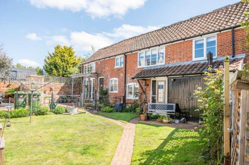 Friston House | Stable Cottage, Friston