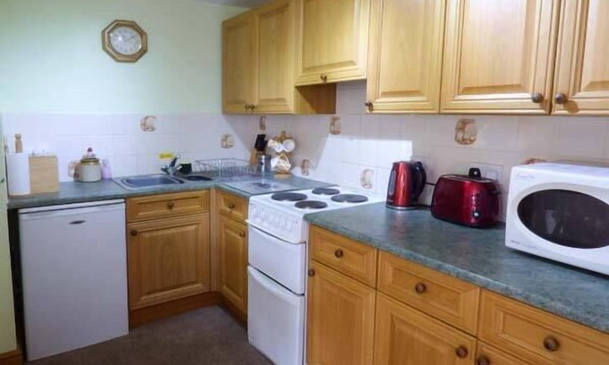 Levisham Cottage | STABLE COTTAGE, pet friendly, character holiday cottage in Levisham