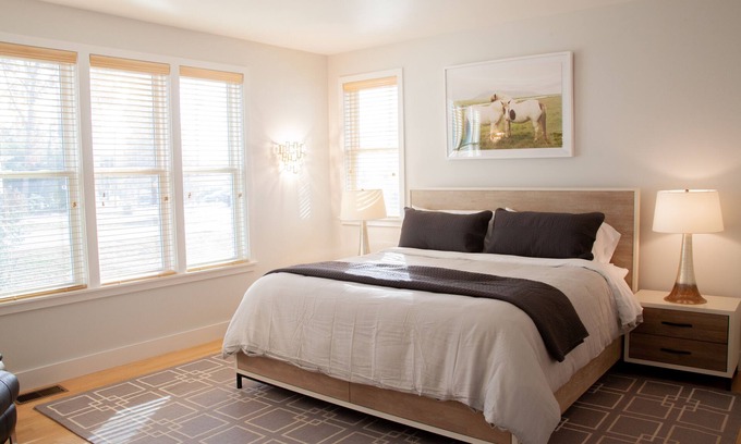 Jefferson Park Avenue House | Stadium Cottage | Beautiful Home Steps Away From Scott's Stadium/UVA Grounds