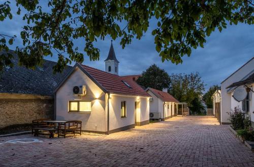 Barnag Bed & Breakfast | STADIUM HOME Panzió
