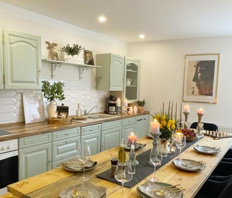 Luckenwalde Apartment | Stadtnah & Naturverbunden