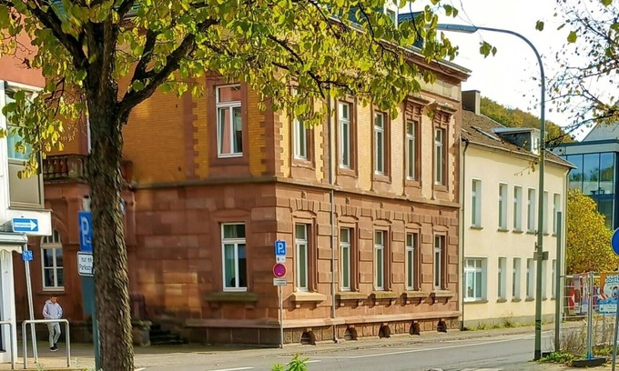 Merzig House | Stadtvilla Laux, beautiful renovated villa in the city center of Merzig