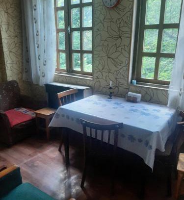 Chiatura Apartment | Stadtzentrum