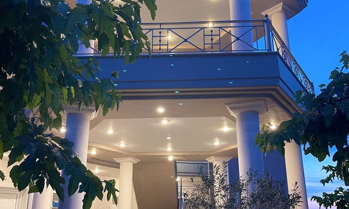 Lygia Apartment | Staikos