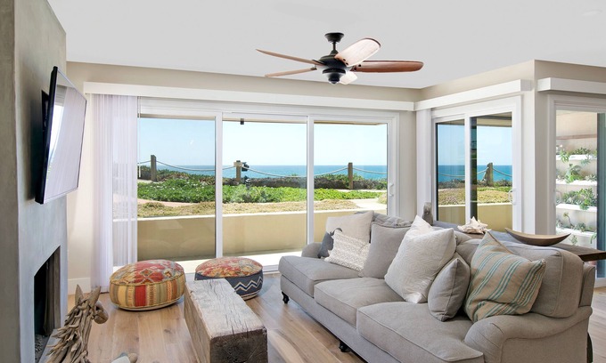 Solana Beach Condo | Stairs down to the beach, tennis court, gym, spa, and pool!- Ocean Front Gem