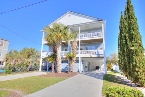Crescent Beach House | Stairway to Havens - North
