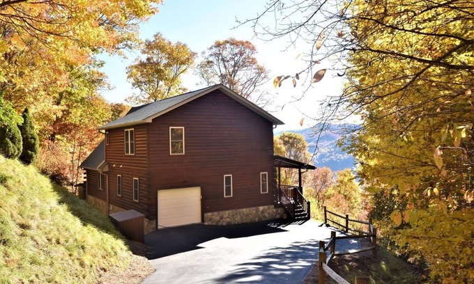 Maggie Valley Cabin | Stallion Ridge Retreat - Incredible Mountain View, Hot Tub, Romantic, Paved Road