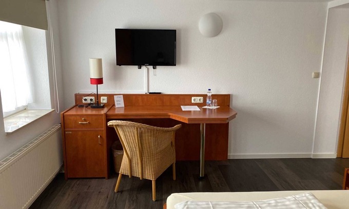 Hessisch Oldendorf Apartment | Standard Apartment Nr. 7 - Weserlounge Apartments