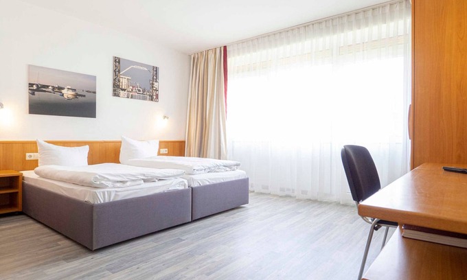 Stralsund Apartment | Standard double room - Motel Stralsund