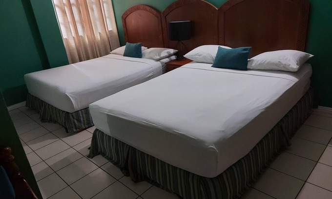 Buccoo Hotel | Standard room B at Bellissimo