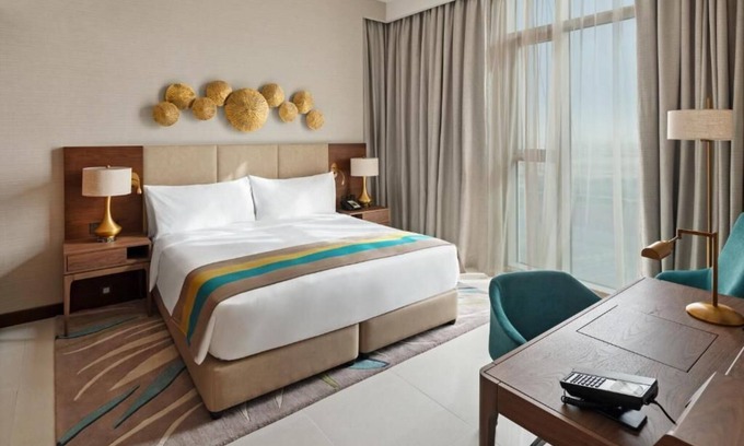 Dubai World Central House | Standard Room Near Makhtoom Airport Ab