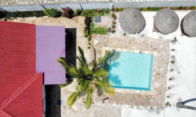 Pongwe Apartment | Standard Twin Room