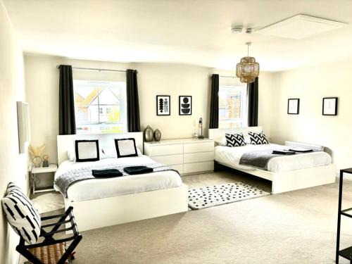 Rickling Green Apartment | Stansted Coach House