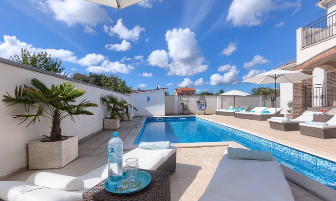 Jadreski Villa | * Star dream villa - dream house, dream pool, dream location, dreamy peace