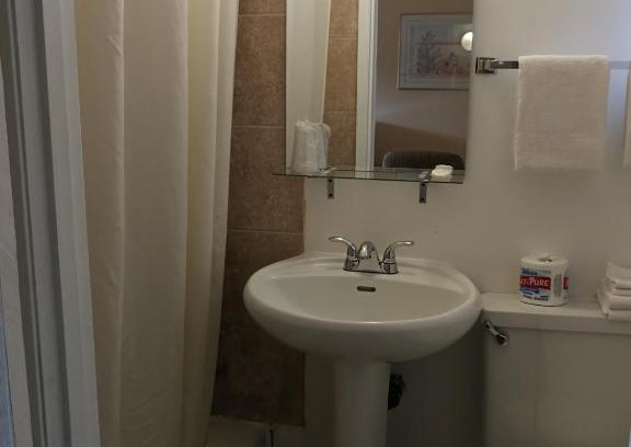 Morden Hotel | Star Motel