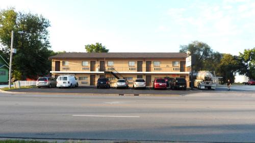 Macomb Hotel | Star Motel