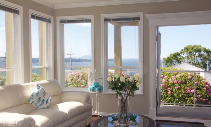White Rock House | Star of the Sea guest house
