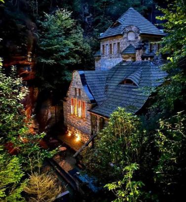 Hrensko House | Stara Plynarna