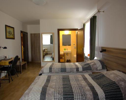 Sokolka Bed & Breakfast | Stara Szkoła