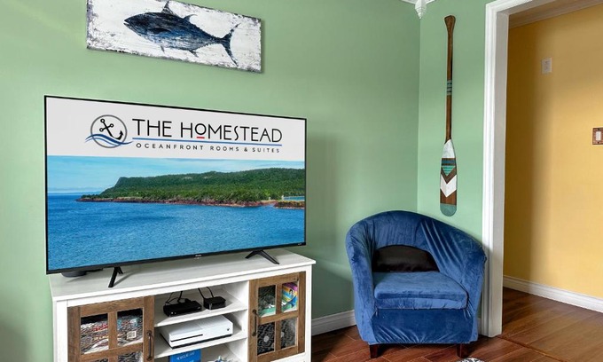 Norman's Cove-Long Cove House | Starboard suite @ The Homestead Oceanfront