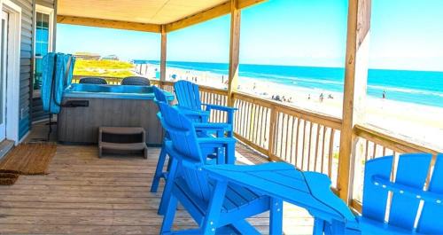 Surfside Beach House | Starfish Beachfront Swim-Up