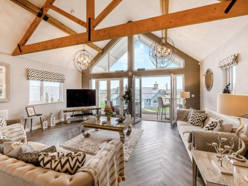 Beadnell House | Stargazer