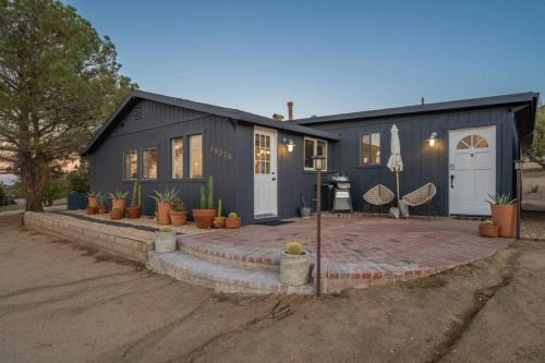 Yucca Valley House | Stargazing - Cowboy Pool - Spa - Firepit - Views - Hike
