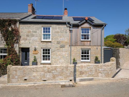 Saint Erth Praze House | Stargazy Cottage