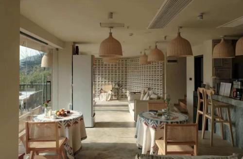 Qiandongnan Hotel | Starlight Naked Cliff View Hotel Xijiang Qianhu Miao Village Branch