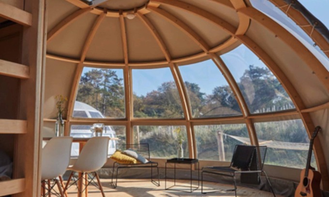 Rijssen RV Rental | Starlit Tent Lodge Escape