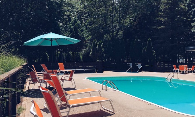 Saugatuck Hotel | Starlite Resort