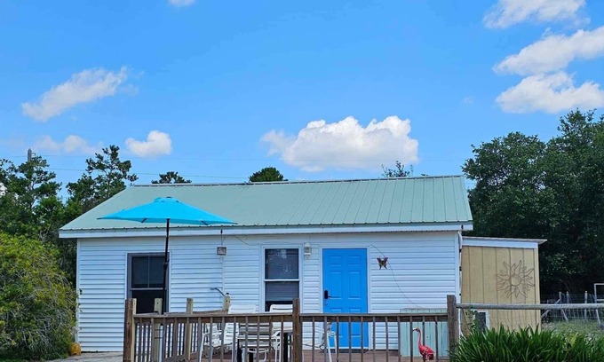 Eastpoint House | Starry Night Cottage with a Bay View and perfect for outdoor lovers!