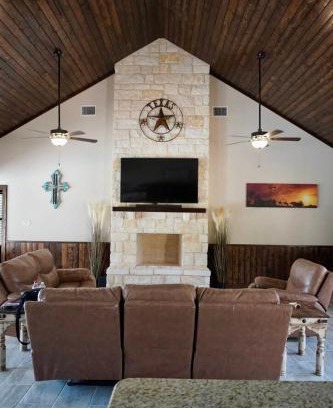 Sabinal House | Stars on the Water