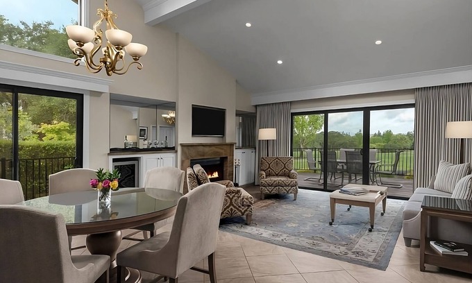 Napa Hotel | State-of-the-art Amenities Onsite! 3 Family-friendly Suites, Onsite Golf Course!